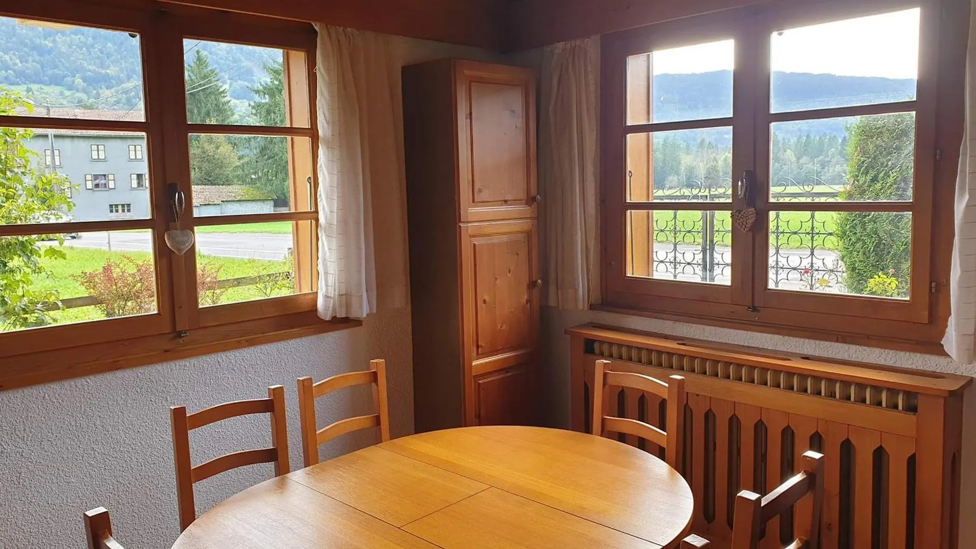 Appartement Calme Pres Du Lac Avec Jardin, Terrasse, Parking Et Wifi - Fr-1-624-45 Samoens 0*,