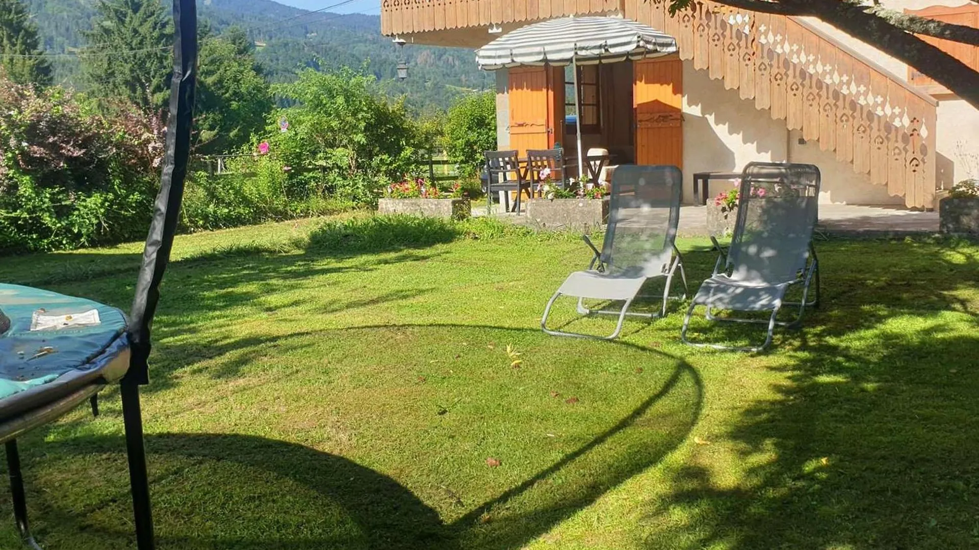 Appartement Calme Pres Du Lac Avec Jardin, Terrasse, Parking Et Wifi - Fr-1-624-45 Samoens 0*,  France