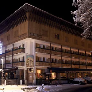 Les Glaciers Hotel