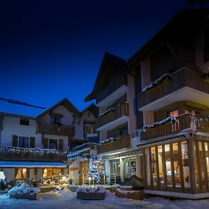 Logis Gai Soleil Hotel